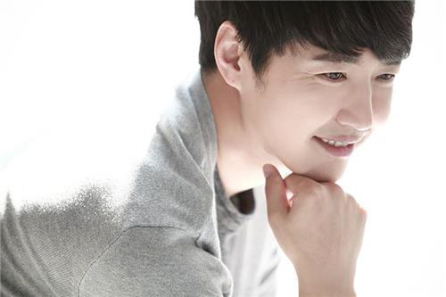 사진=MGB 엔터테인먼트 제공. 윤상현.